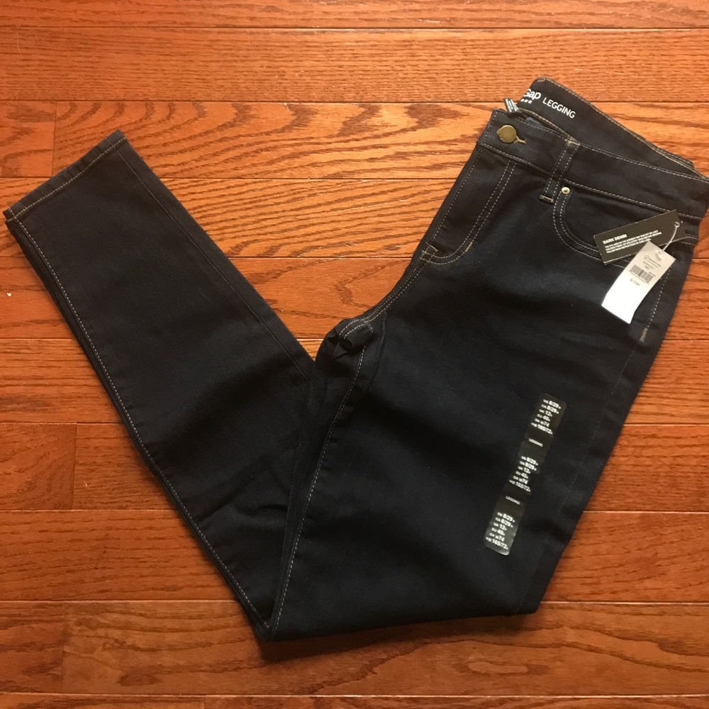 NWT Gap legging jeans